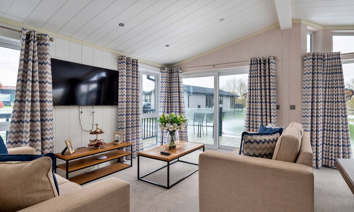 Cambridge Ski Chalet | Churchill Luxury Lodge