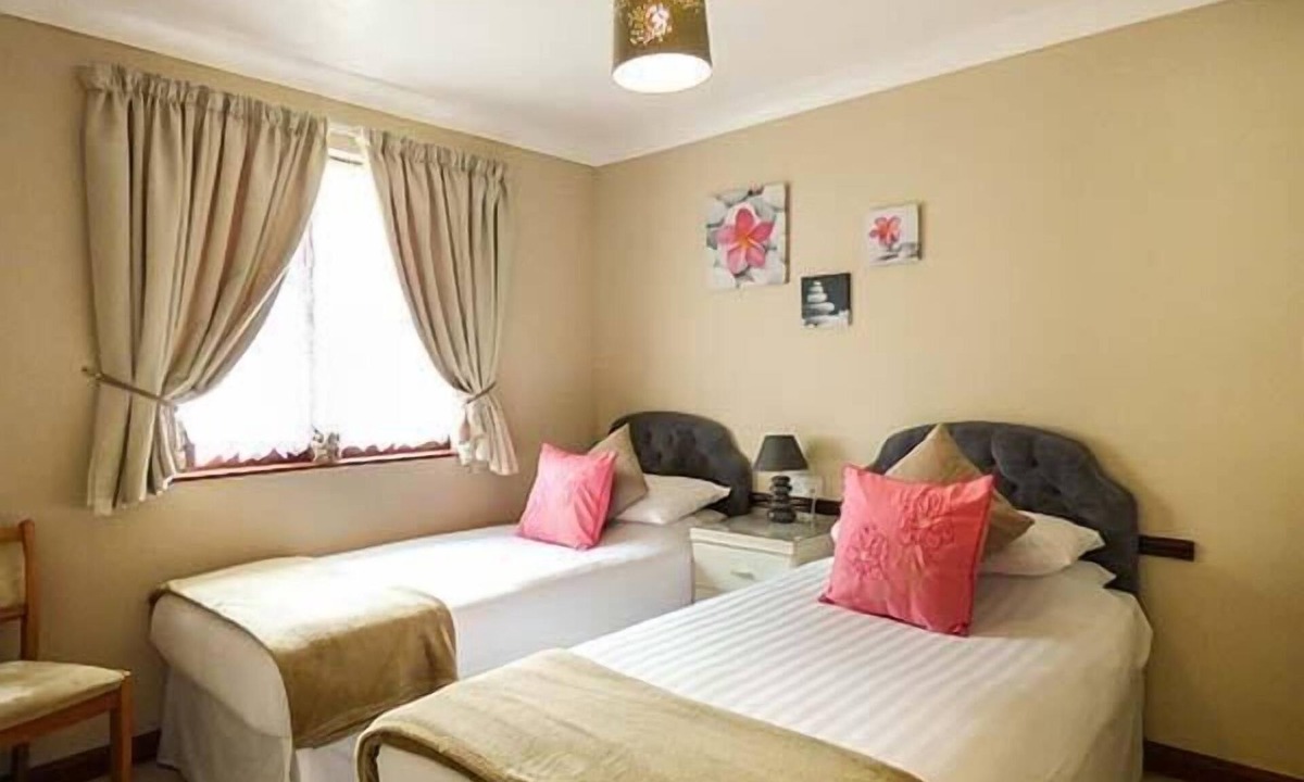 Liskeard Cottage | Chy Lowenna