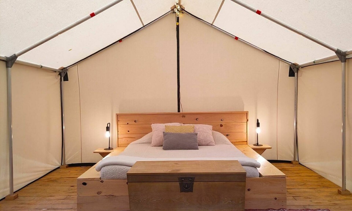 Kirkfield RV Rental | Cicily Tent | Canvas Tent with Lake Access