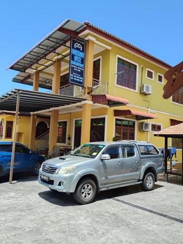 Kampung Gong Kempas House | Cikgu CTZ Homestay A