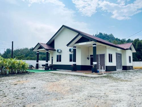 Tasik House | Cikyu Homestay Private Pool Setiu