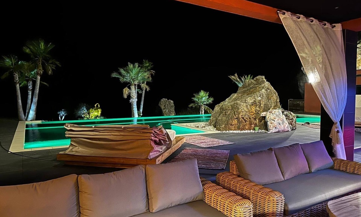 Anduze Villa | Cimeroc Summer villa