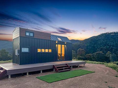 Jamieson House | Cinnabar Views