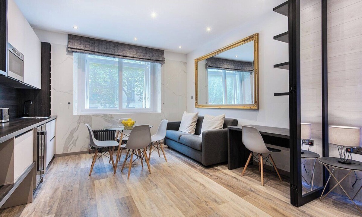 Temple Apartment | Circlelet Luxury Private Suite 1