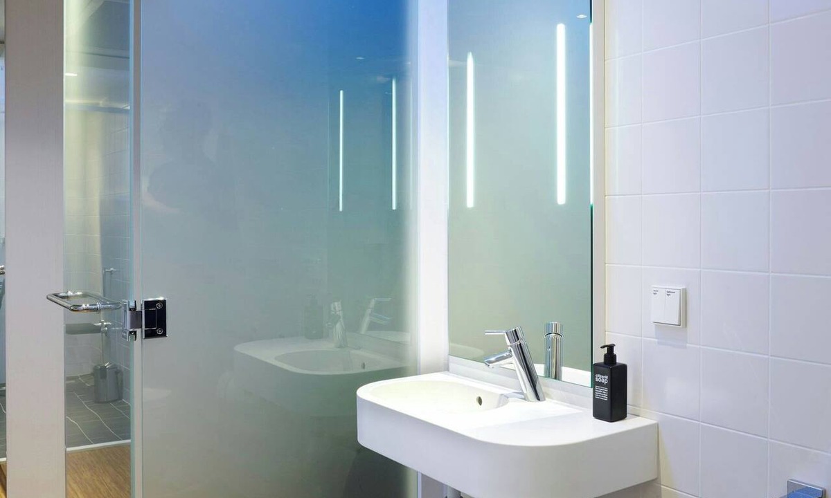Faubourg-du-Roule Hotel | citizenM Paris Champs-Élysées