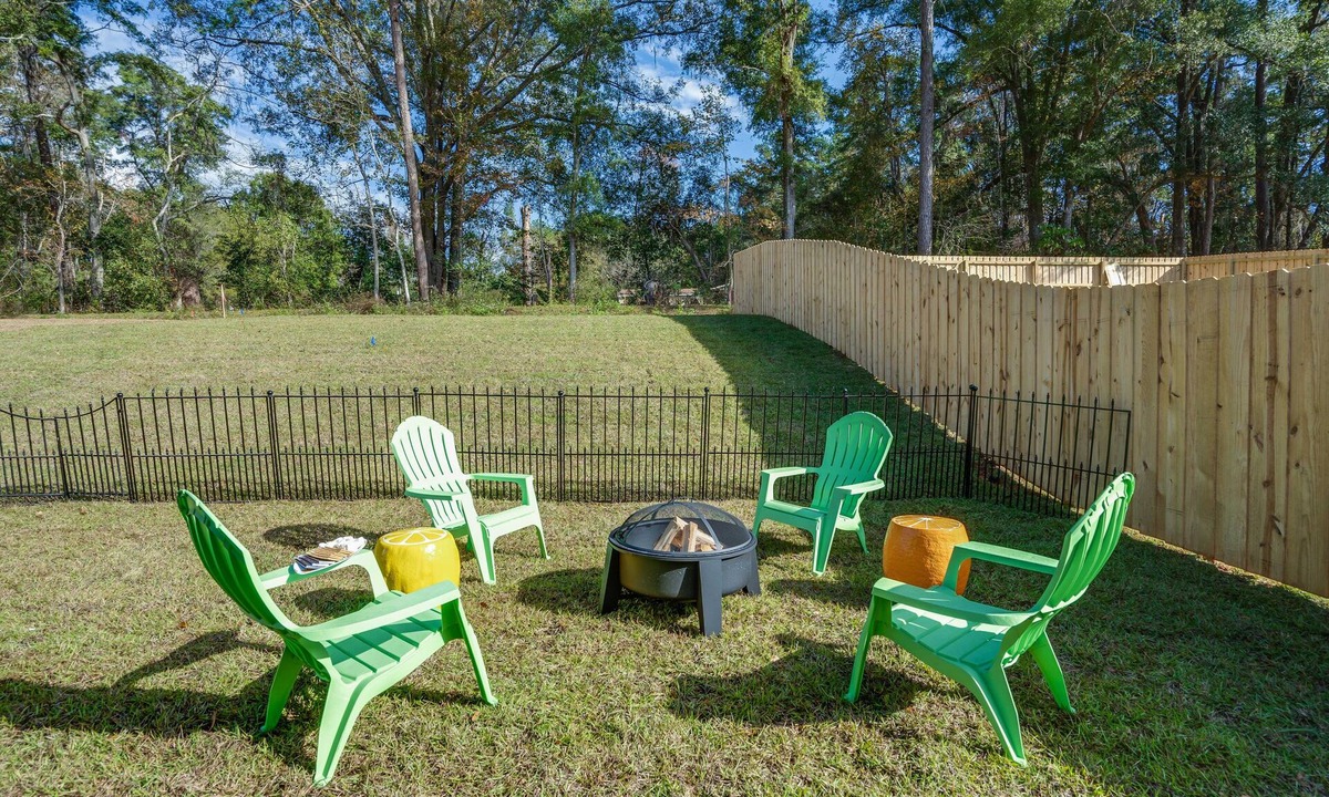 Tallahassee House | Citrus Cottage: Comfy - Hwy 10 - Peaceful Retreat