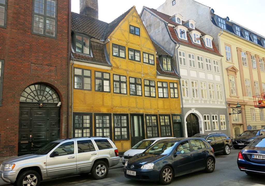 Slotsholmen Apartment | City Apartment in Copenhagen with 2 bedrooms sleeps 3