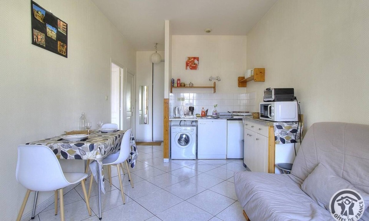 Voltaire - Saint Amour Apartment | City Break apartment in the heart of Lyon - Comfort and warm welcome in the immediate vicinity of tra