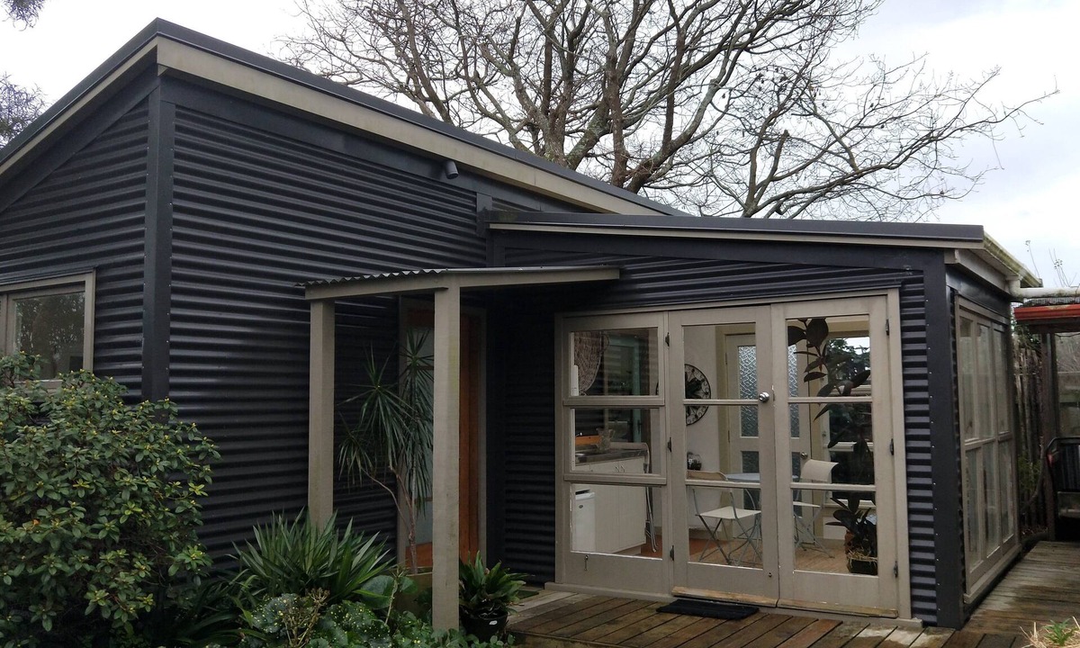 New Plymouth Cottage | City Cabin