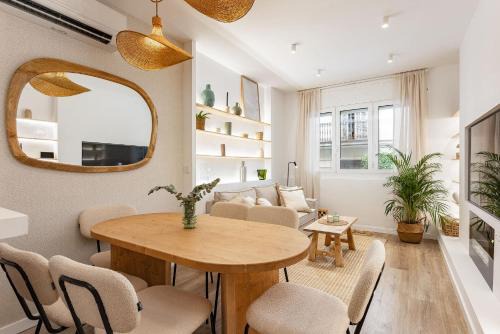 Dreta de l'Eixample Apartment | City Centre - Mediterranean Vibes