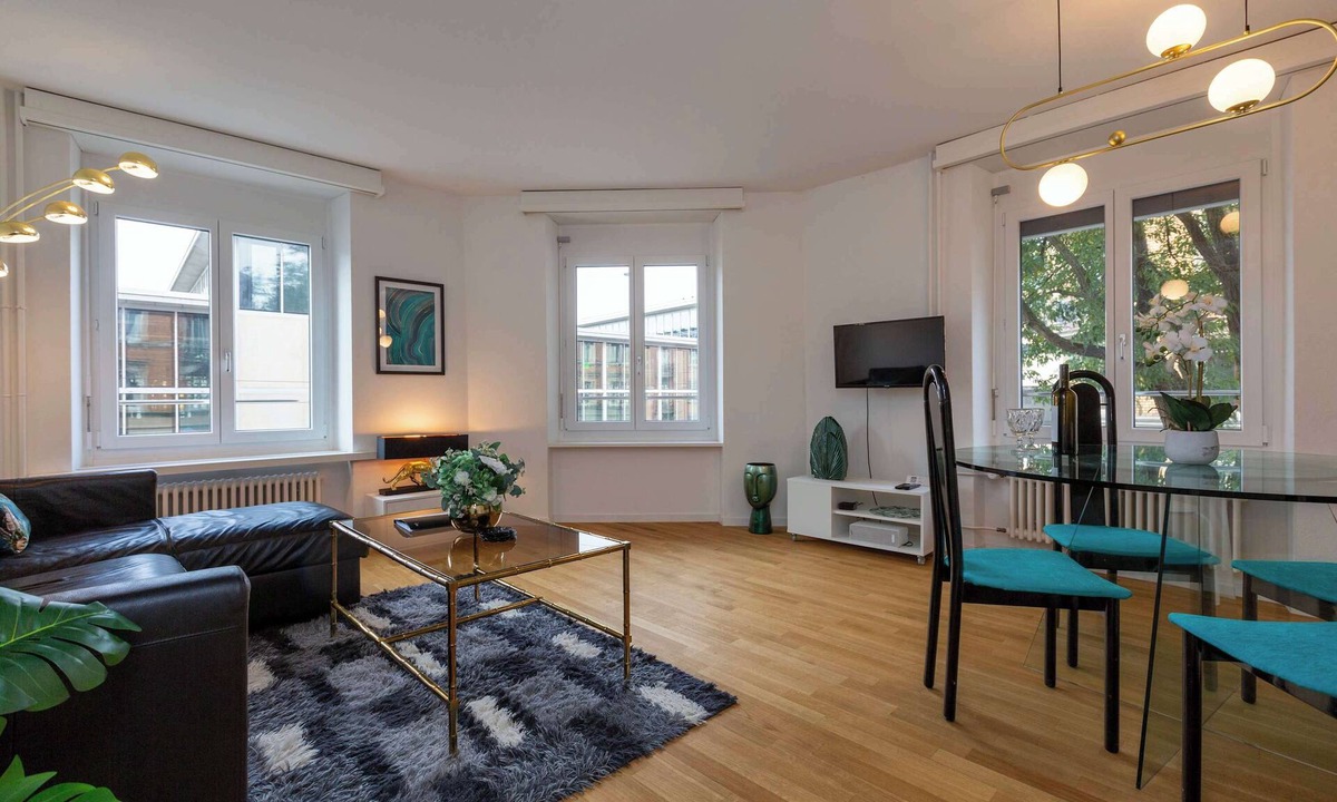 Werd Apartment | City Centre Spacious 2-BR Apt Sapphire