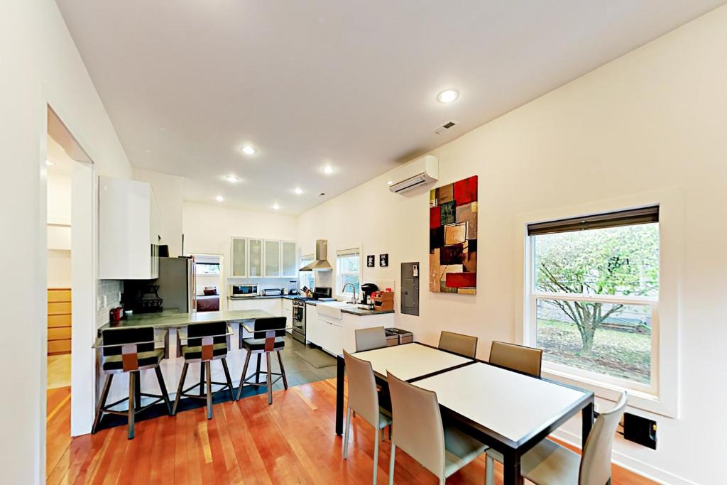 Arbor Heights House | City Escape