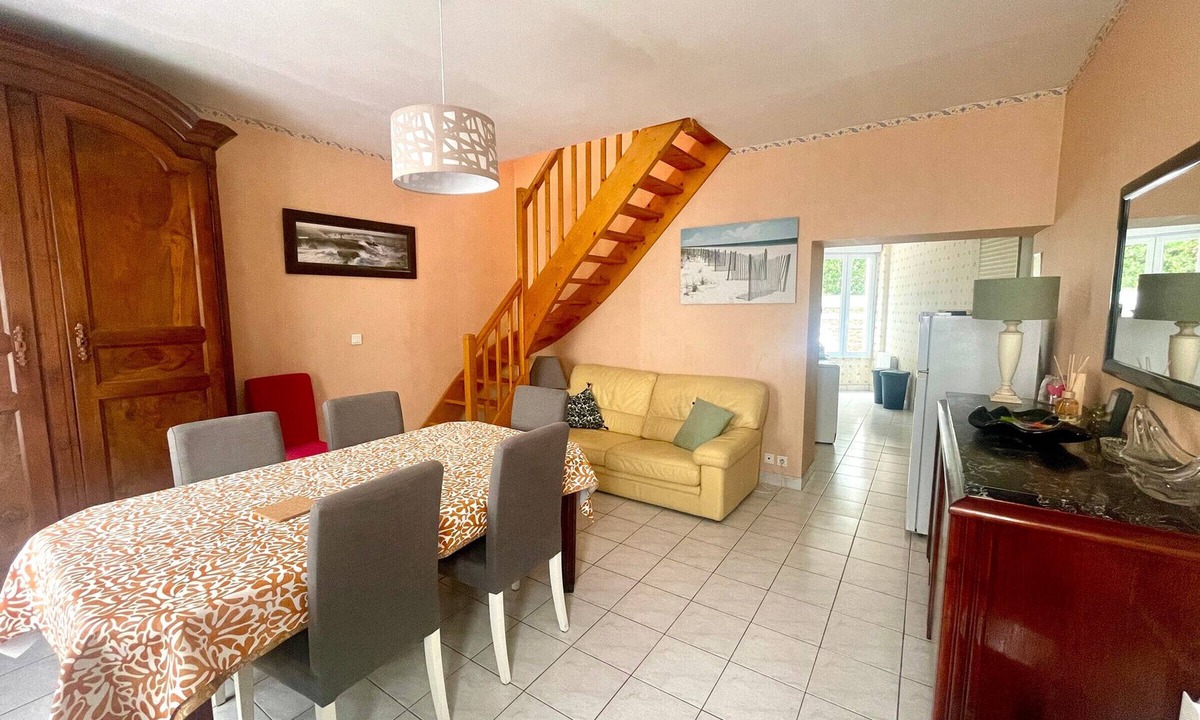 Les Sables d'Olonne House | City House Near Arago Market, Beach & Town Center – 2 Bedrooms, Terrace, Fully Equipped