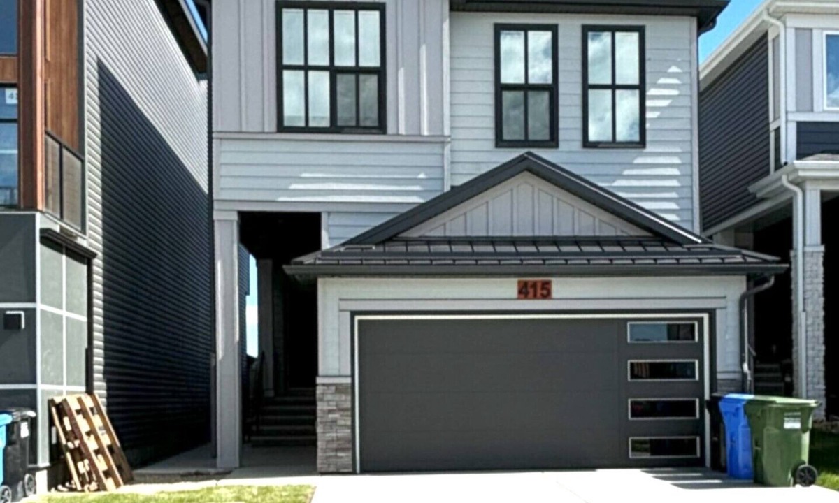 Keith House | City Living with easy access to the mountainsnAn hour away from Banff