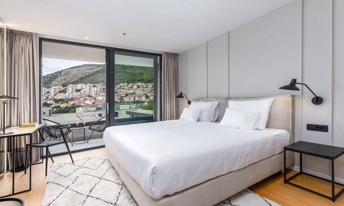 Montovjerna Hotel | City Residences