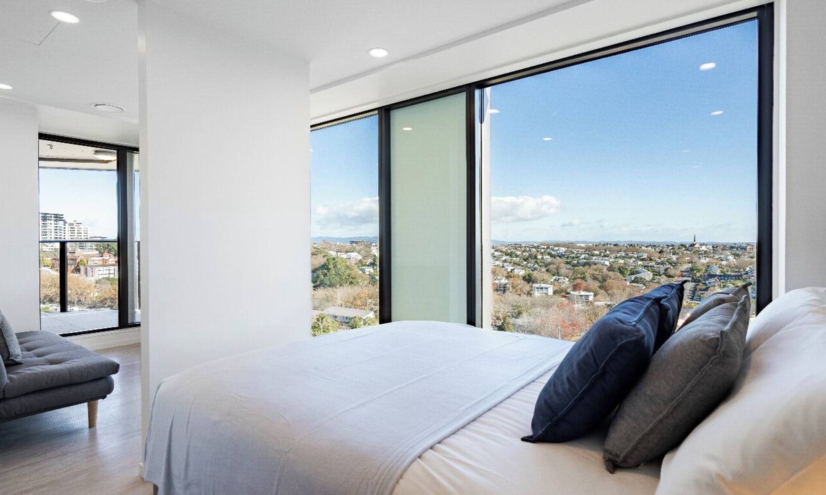 Newton House | City View 1-Bedroom Studio