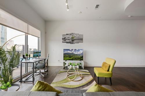 Cedars Apartment | City View 1BR I Gym I Free Parking I Workspace