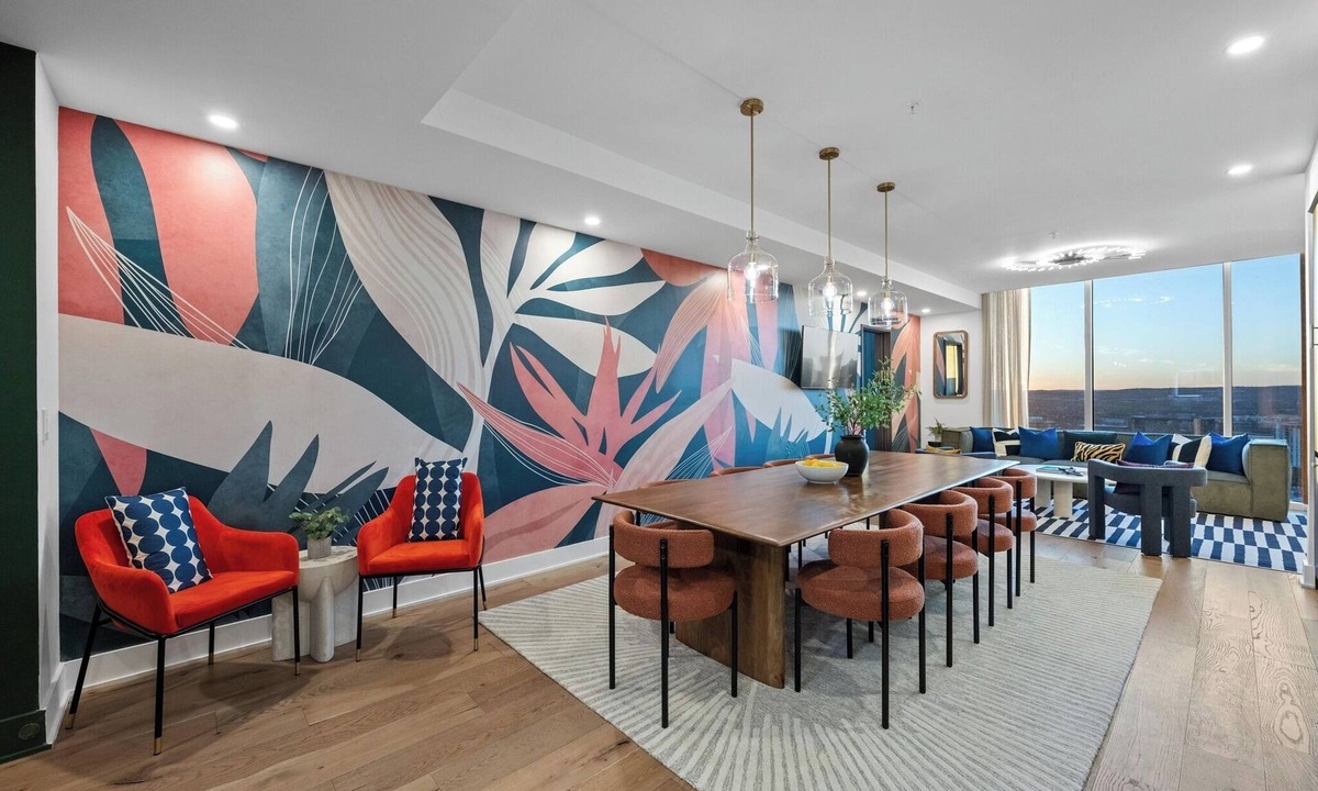 Rainey Street Historic District House | City View Exec Penthouse, Pool, 8 Beds, Bachelorette party, ACL, F-1, Walkable