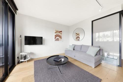 West Melbourne Apartment | City Views in a Railway Escape