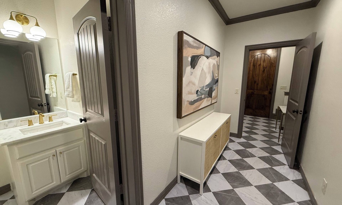 Cityplace House | CityPlace Townhome in Dallas -2 bedroom and 2.5 Bathroom