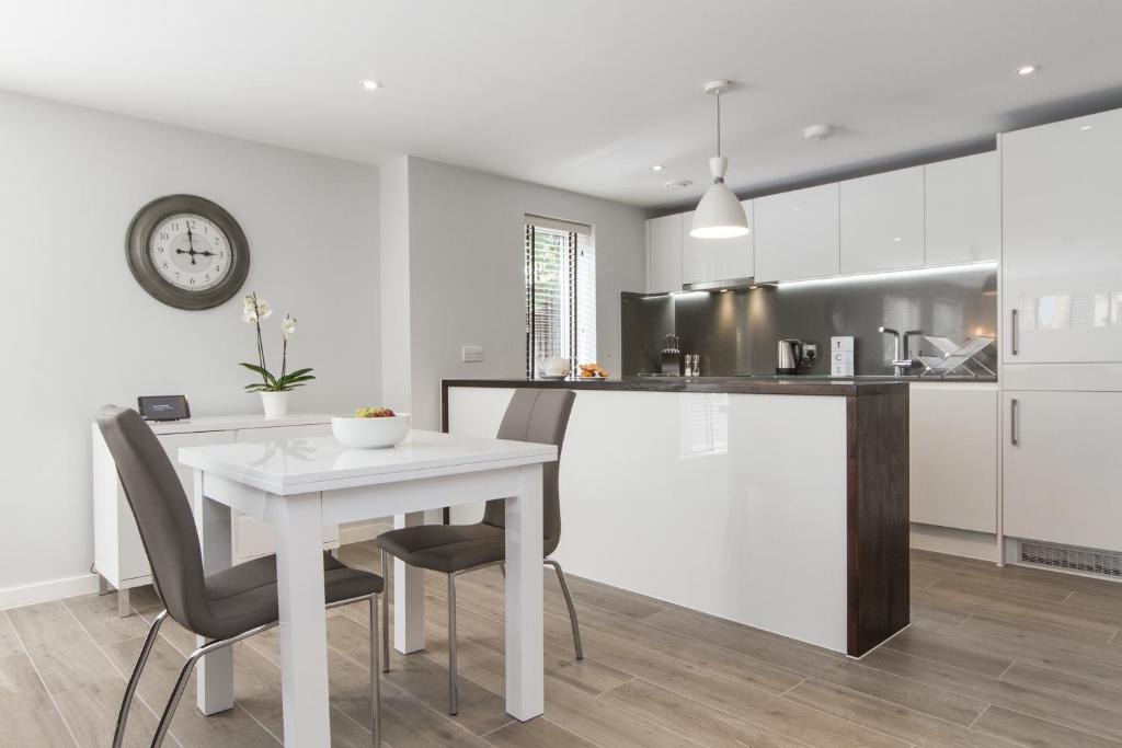 Mill Road Apartment | Citystay - Eagle Yard