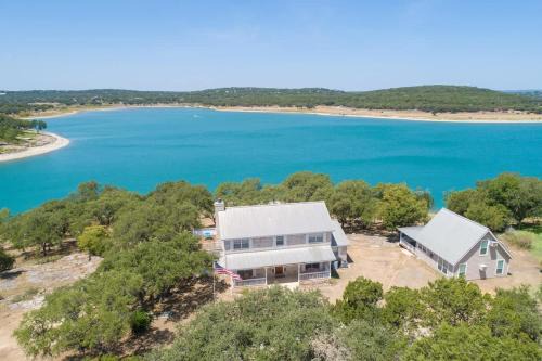 Canyon Lake House | CL 1105H Endless Tranquility