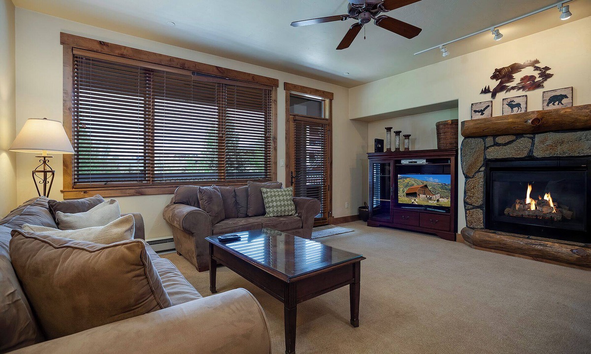 Steamboat Springs Condo | CL3210 | Gorgeous Mountain Views | Winter Shuttle | Hot Tubs | 200 Yds to Mtn