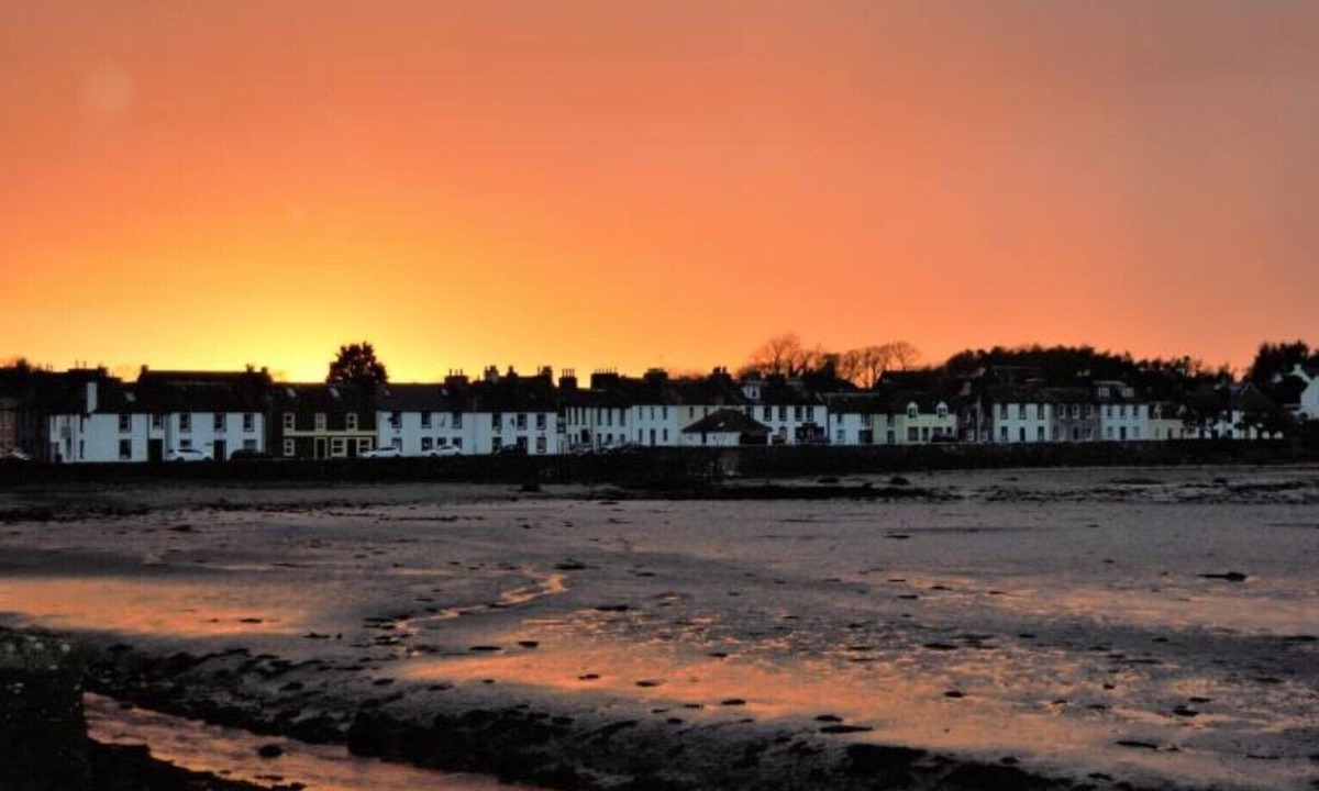 Garlieston House | Cladach Holiday Home