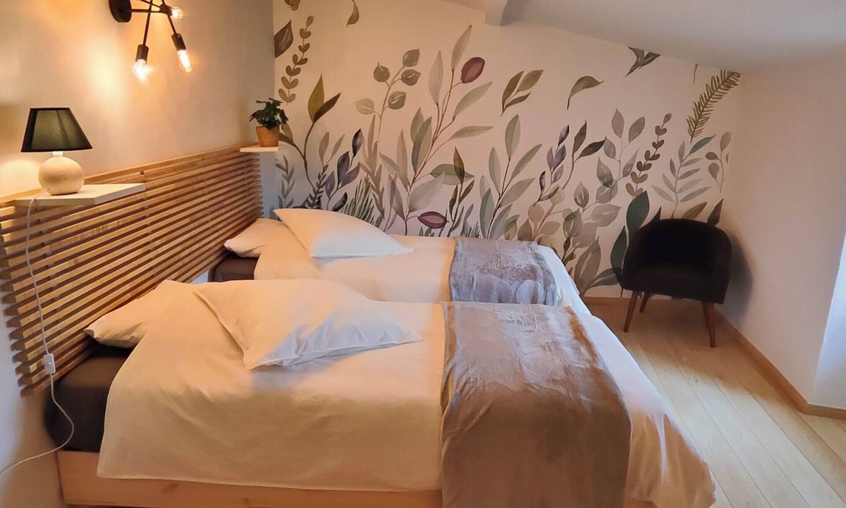 Pompignan Bed & Breakfast | Clair Chambre Double Avec Salle de Bains Privative