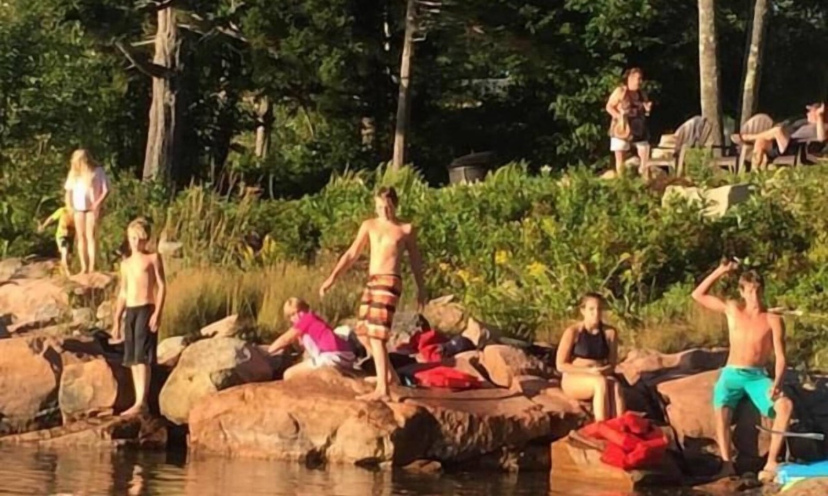 South Gouldsboro House | Clamshell By The Sea