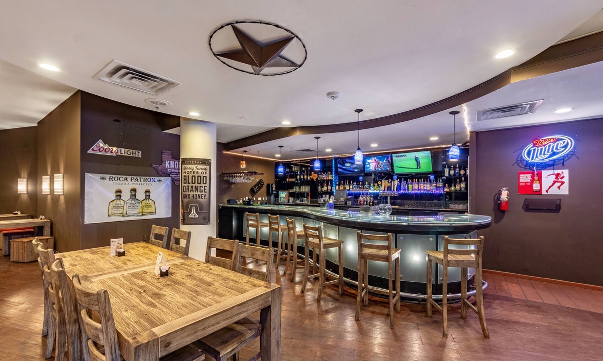 San Angelo Hotel | Clarion Hotel San Angelo near Convention Center