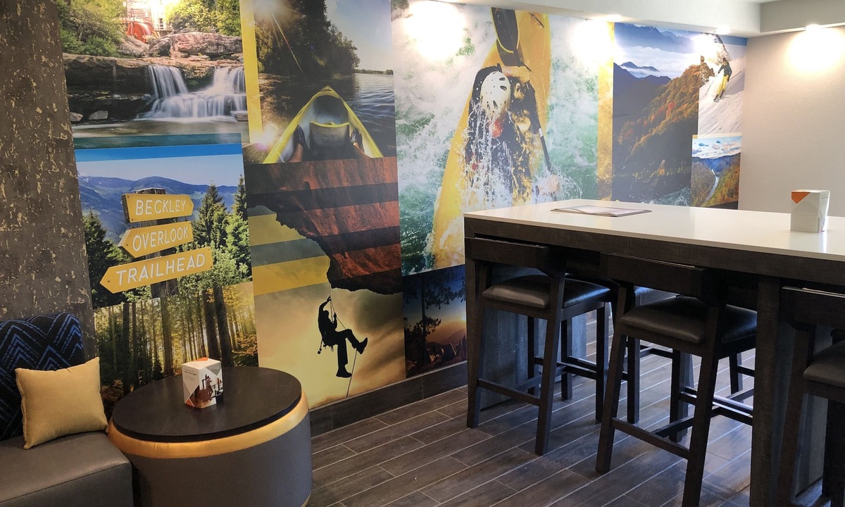Beckley Hotel | Clarion Pointe Beckley