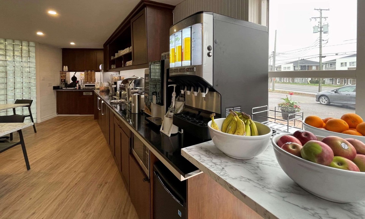 Ste. Foy Hotel | Clarion Pointe Quebec Airport