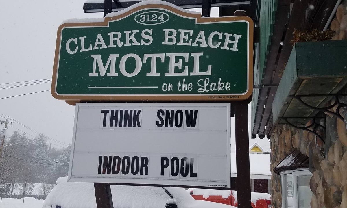 Old Forge Hotel | Clark's Beach Motel