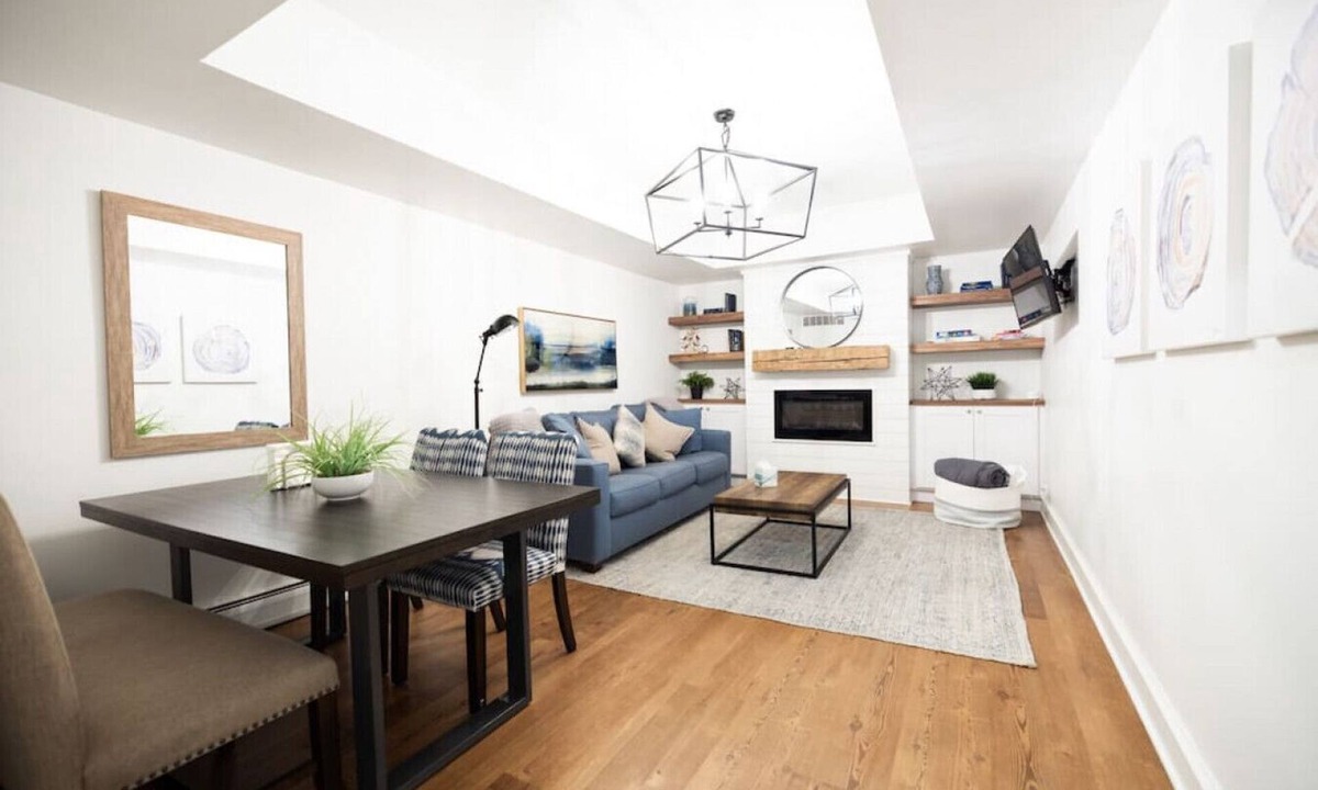 Clarkston Condo | Clark Suite - Millpond Inn