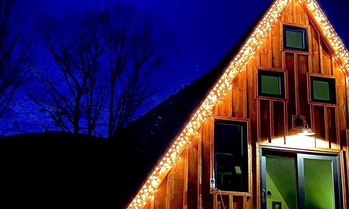 Rumney Cabin | Classic A-Frame Mtns River Hot Tub