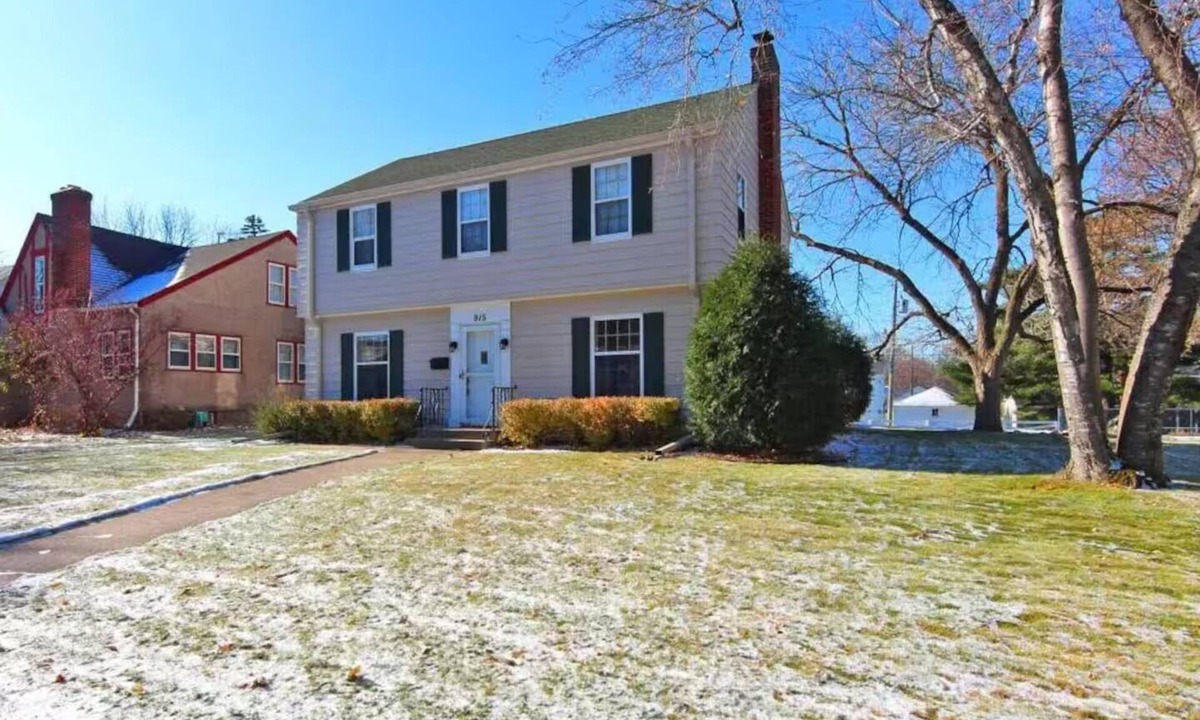 West Side House | Classic Colonial Home near downtown