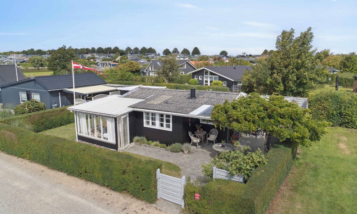 Karrebksminde House | Classic Danish holiday home