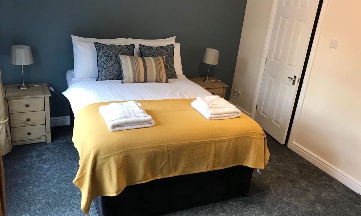 Oxford House | Classic Double at Botley Town House