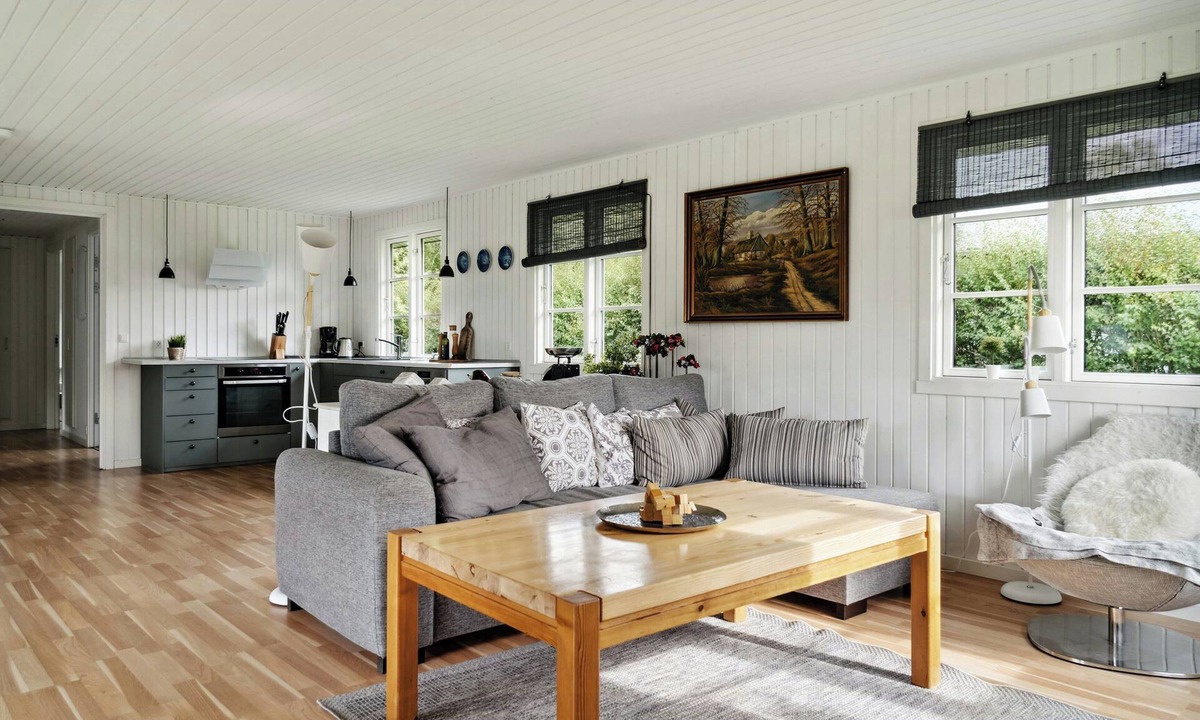 Kirke Hyllinge House | Classic lovingly renovated near beach