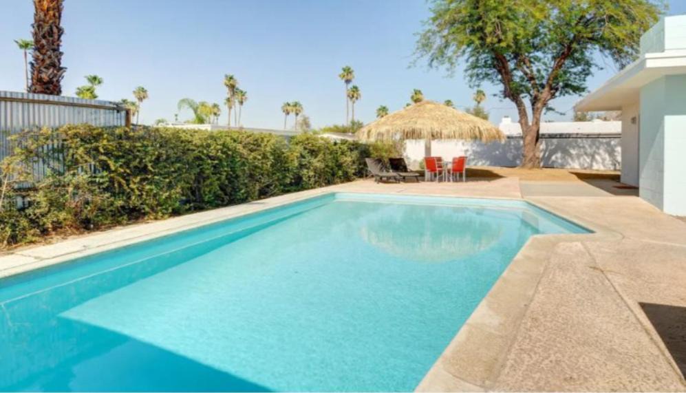 Silver Spur Ranch House | Classic Mid-Century Modern Home