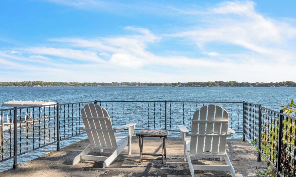Wahpeton Cabin | Classic West Lake Cabin with a Beautiful View