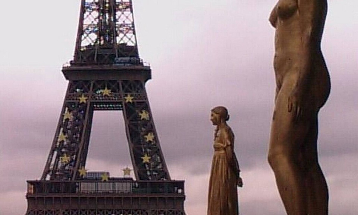 Epinettes Apartment | Classicism style decoration