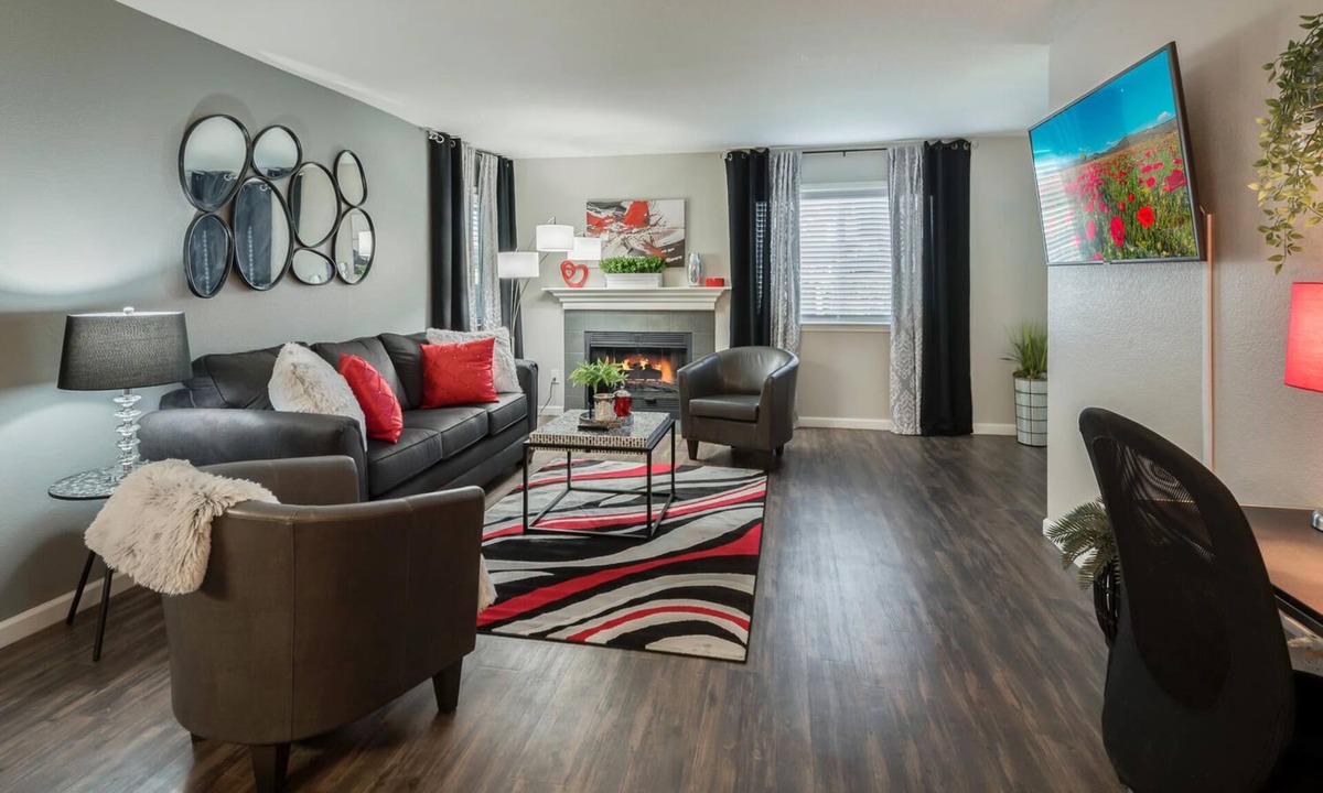 Rocklin Apartment | Classy Apartment Home With Luxurious King Suite