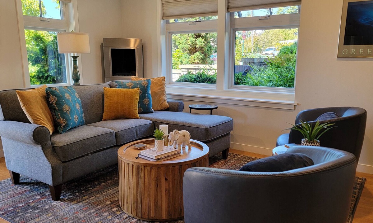 Fairhaven Condo | CLASSY, MODERN FAIRHAVEN CONDO WITH GARAGE & EVSE. JUST STEPS TO EVERYTHING!