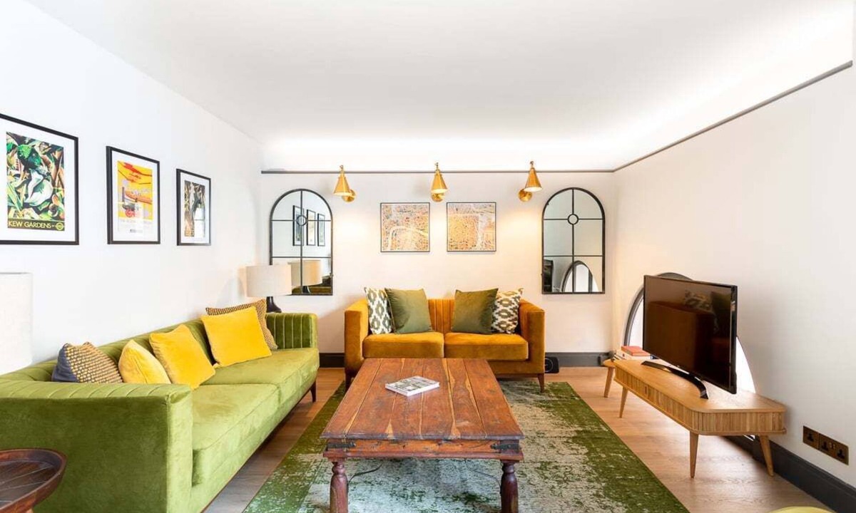 Campden Apartment | Classy Notting Hill Nest