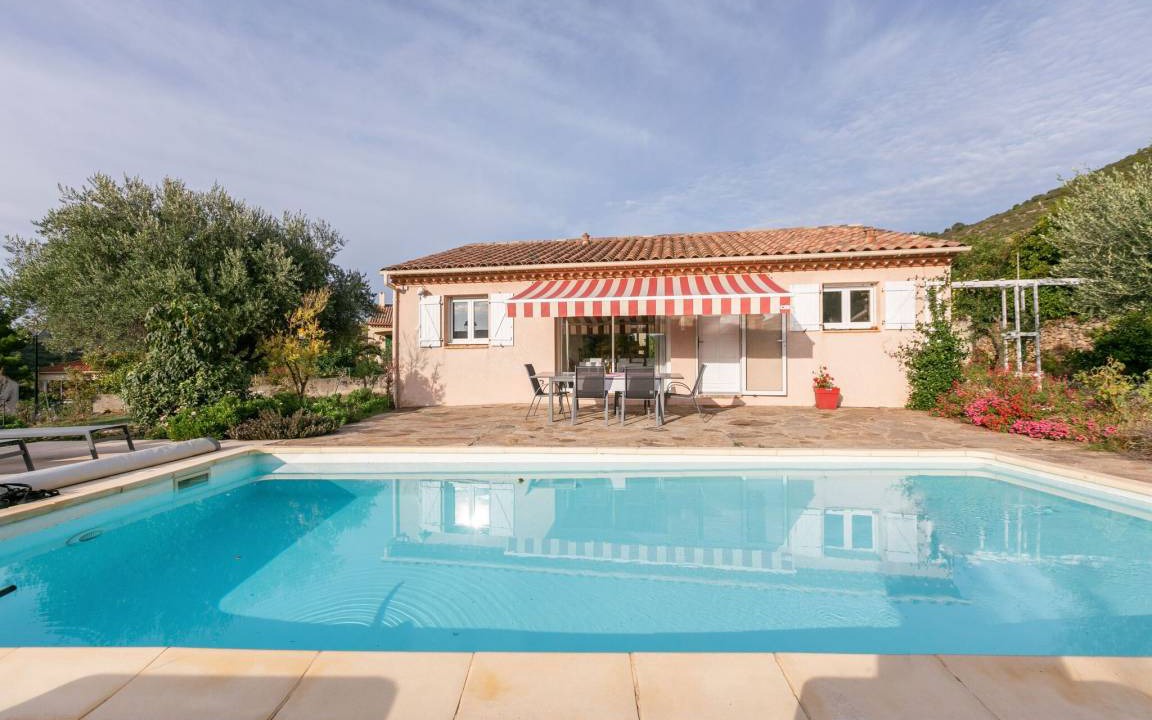 Roquebrun House | Classy Villa in Roquebrun with Swimming Pool