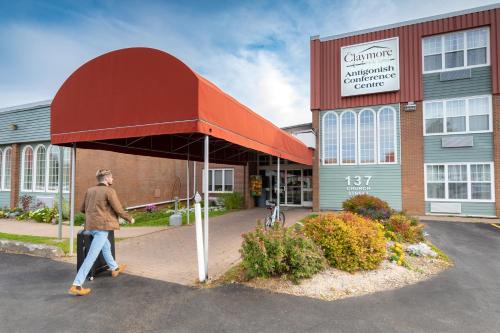 Antigonish Hotel | Claymore Inn and Suites