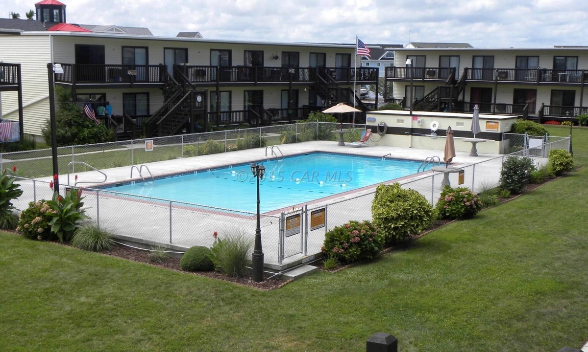 Ocean City Condo | Clean, Comfortable 2 bedroom condo on bayside. Pool, Wifi