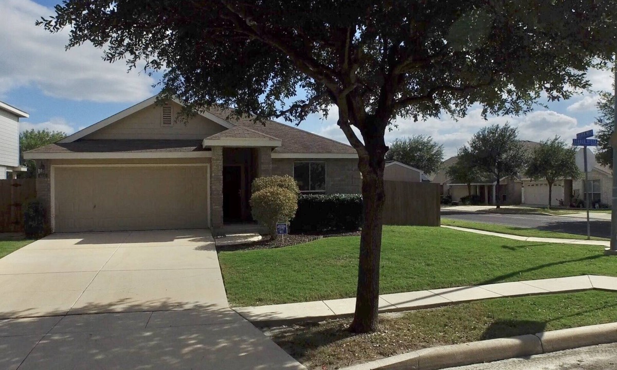 West San Antonio House | Clean & Cozy Home for BMT Graduation 2 miles away from Lackland Air Force Base